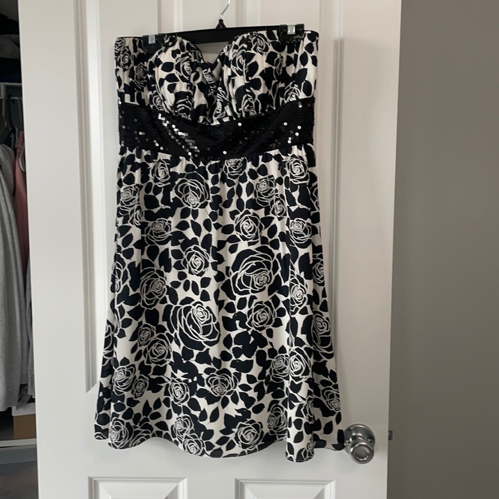 White House Black Market dress